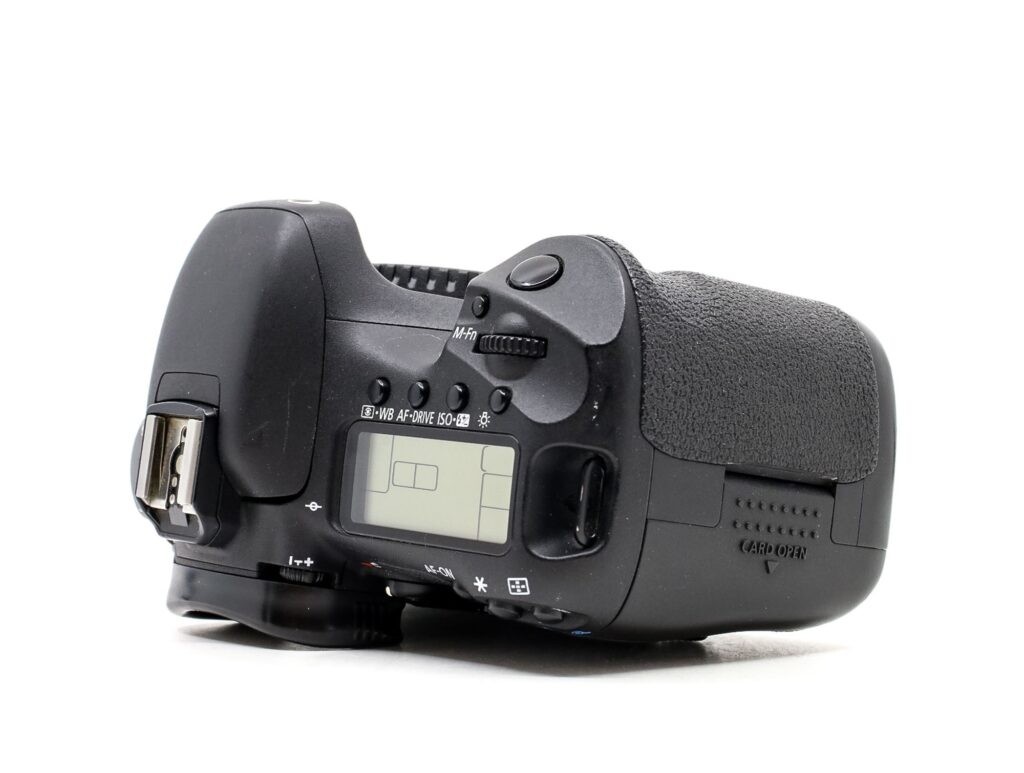 Canon EOS 7D 5 1231c7c7 1dab 4e38 b35a b461d5ae9bce